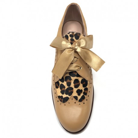 Lielas šņorējamas sieviešu kurpes – oksfordi Daniela 21554 leopardo