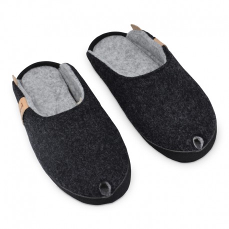 Men's slippers made of wool felt OmaKing TOKU