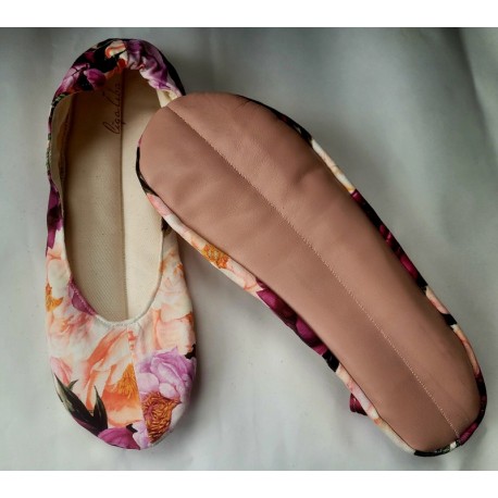 Made to order - handmade ballerinas slippers Light peonies