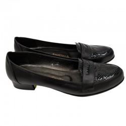 Svarte kvinners loafer sko Vitas Laiks T-120/3 m