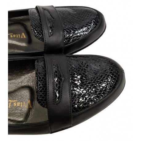 Svarte kvinners loafer sko Vitas Laiks T-120/3 m
