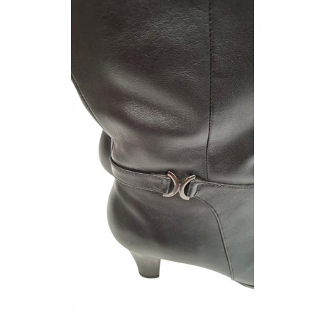 Schwarze Winterstiefel mit hohen Absätzen Vitas Laiks S-111