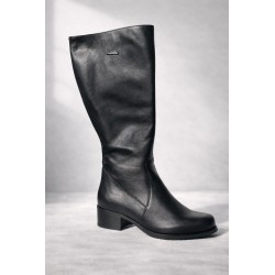 Schwarze Winterstiefel aus Leder mit weiter Passform und natürlicher Schafwolle Aaltonen 56480