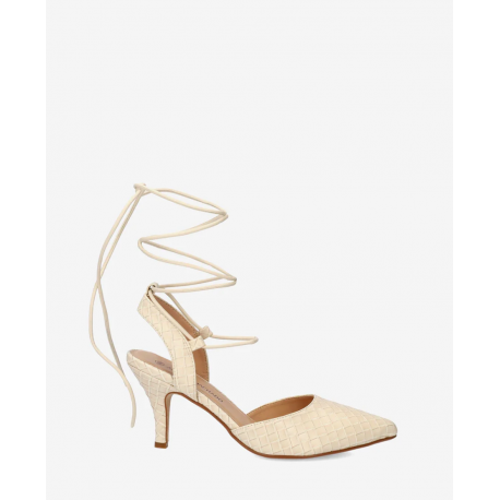 Braided pump in soft white. AM5676