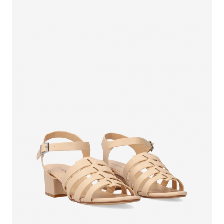 Sandalen in zartem Make-up-Ton mit eckigem Absatz. AM5761