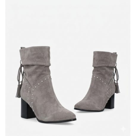 Hohe Cowboy-Stiefel aus grauem Kunstveloursleder. AM6002