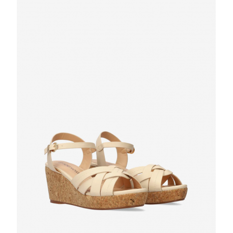 Sandalen in zartem Beige mit Keilabsatz in Holzoptik. AM5750