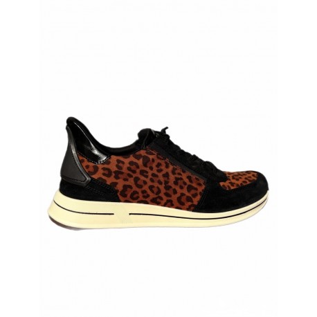 Casual leopard print shoes for wider feet 10H