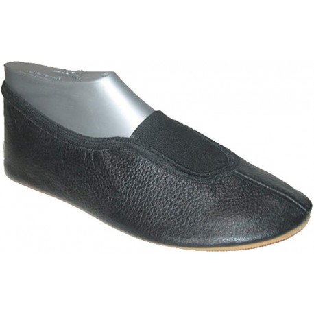 Black leather dancing or gym slippers 151622